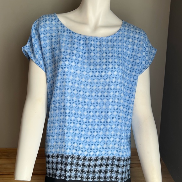 NWT Premise short sleeve top size small - Picture 3 of 9